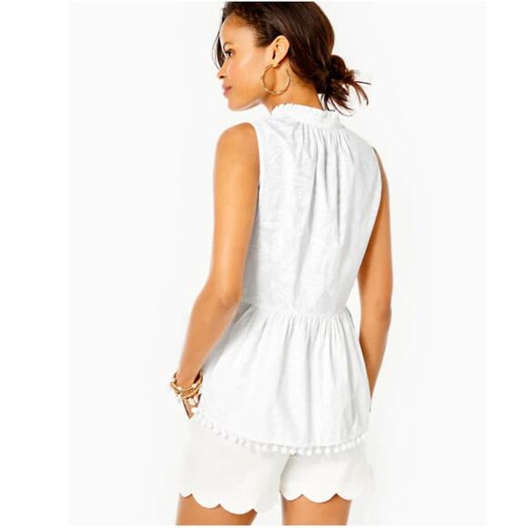 NWT Lilly Pulitzer Novella Ruffle Hem Top Jungle Cabana Resort White M - Picture 2 of 3